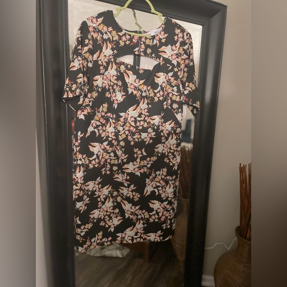 Boutique 1X Floral Dress